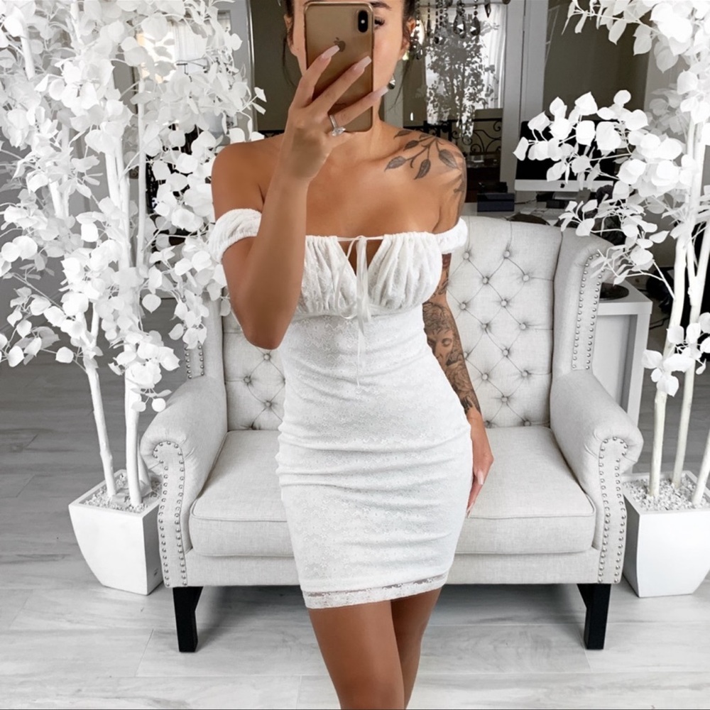 🔄🆕 Reposh Ekattire Independence Lace Dress